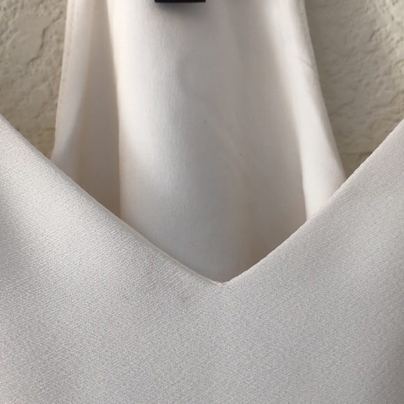 Banana Republic Petite Cream Spaghetti Strap V-Neck Blouse Size XS - Picture 6 of 9